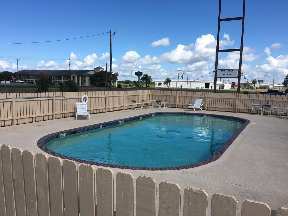 Chaparral Motel Порт Лавака Екстериор снимка