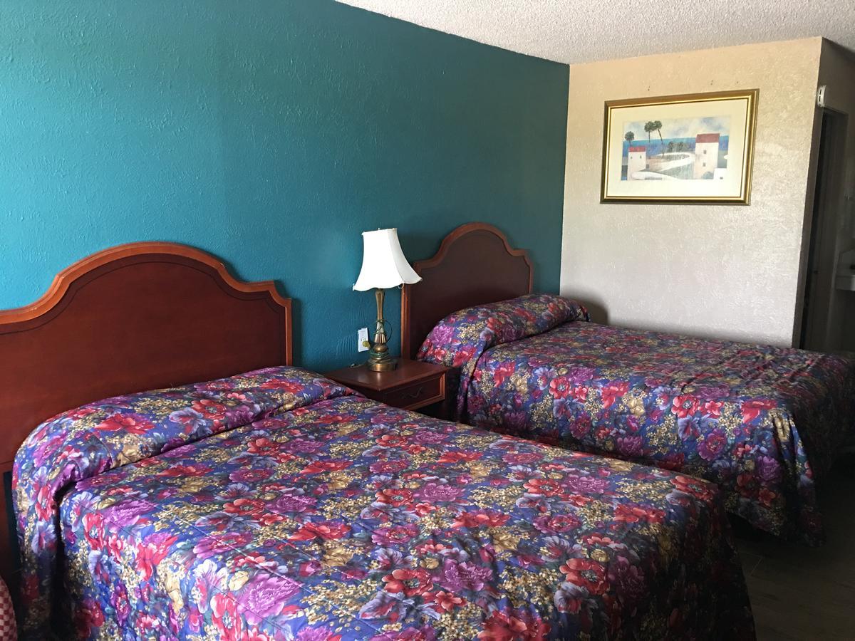 Chaparral Motel Порт Лавака Екстериор снимка