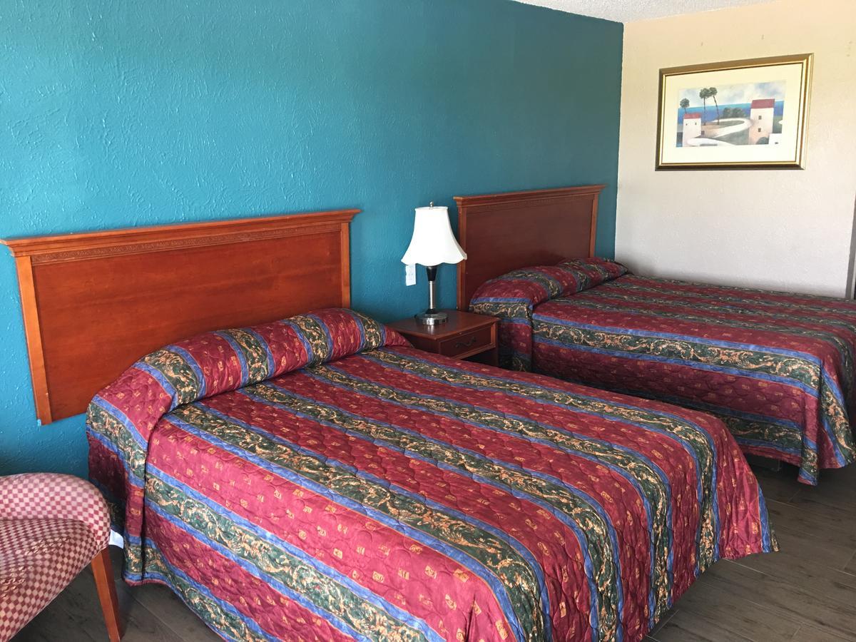 Chaparral Motel Порт Лавака Екстериор снимка